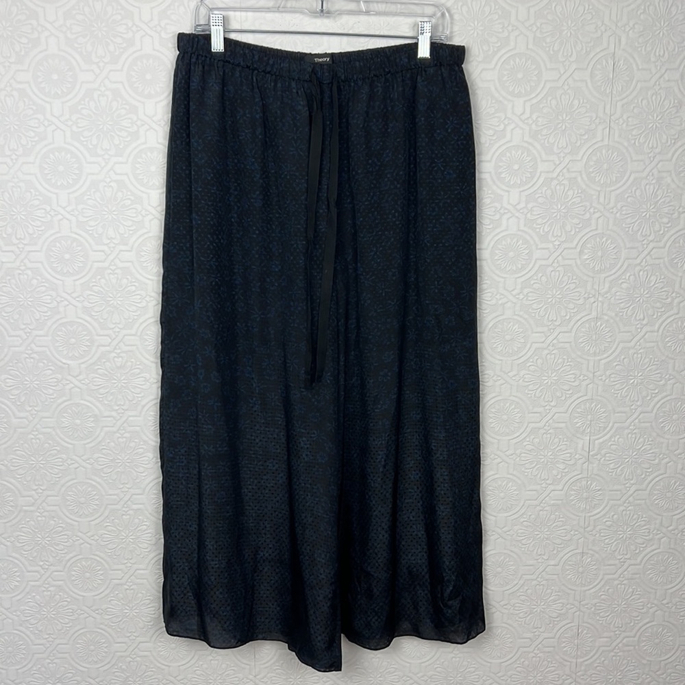 Theory 100% Silk Fluid Pull On Pants Black Wide Leg Cropped Lightweight Floral